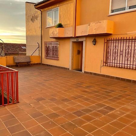 Apartamento Turistico Avila Vut Exterior photo